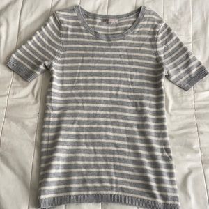 GAP size small sweater.